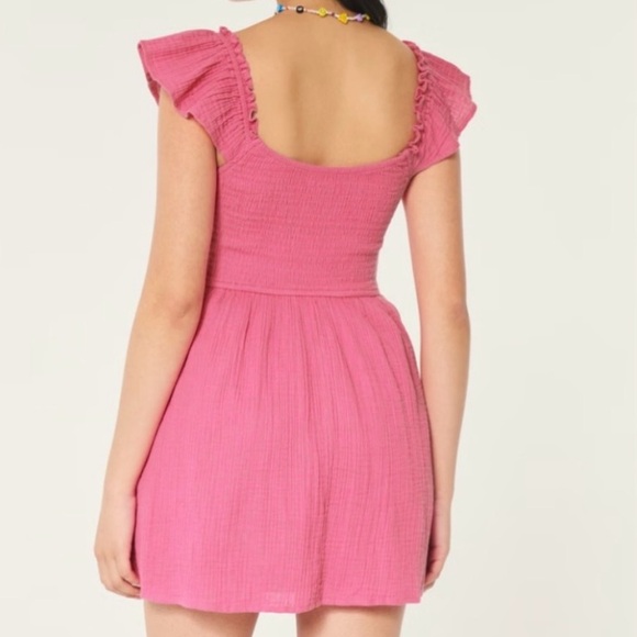 Hollister Pink flutter sleeve smocked Romper dress - Picture 7 of 8